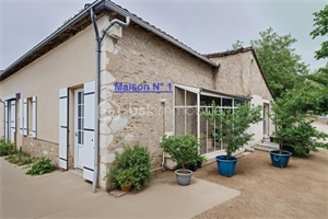 propriete à la vente -   33500  LIBOURNE, surface 180 m2 vente propriete - UBI436851623